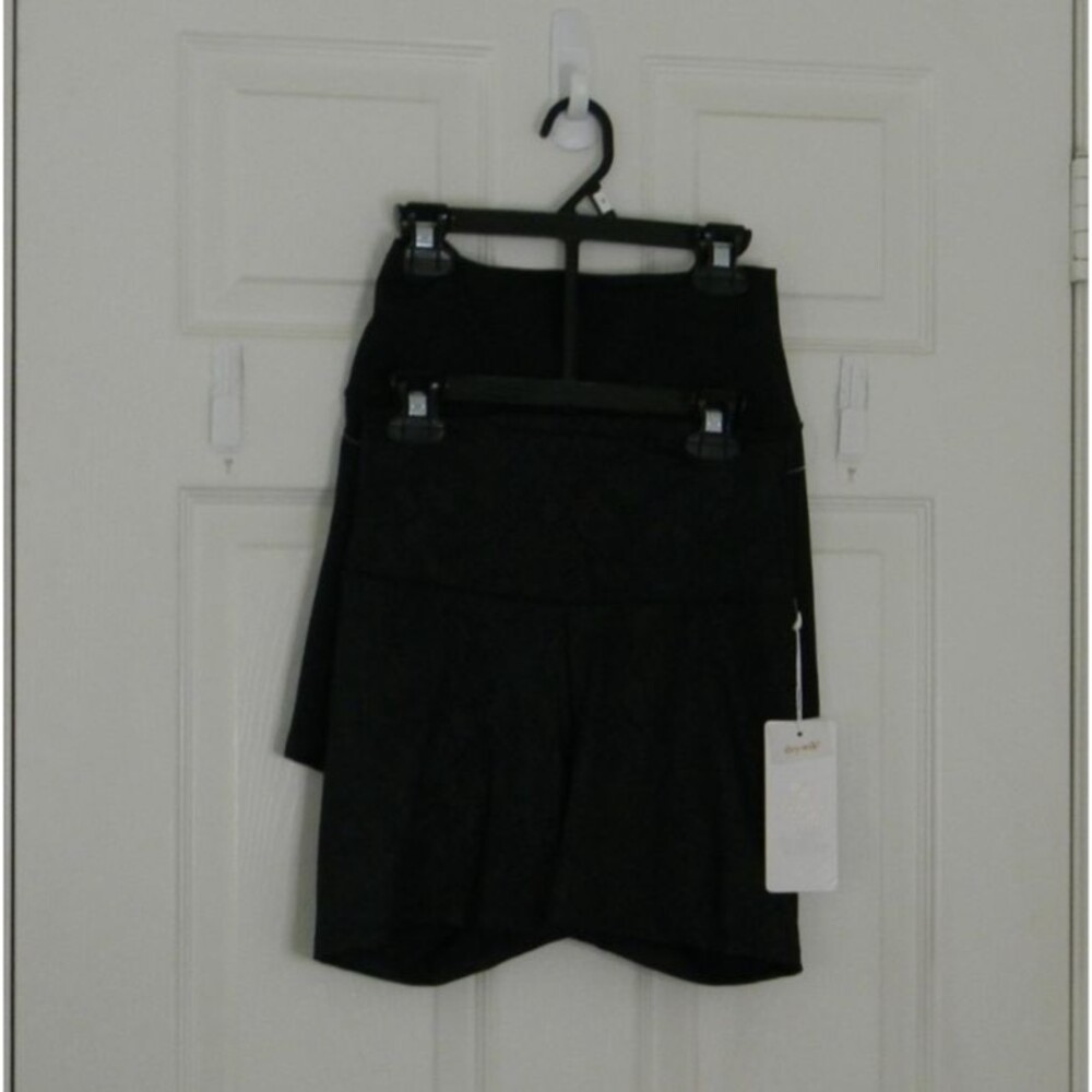Balance Collection 2 Pack Dry-wik Bike Shorts Yoga Black Snake Print NWT